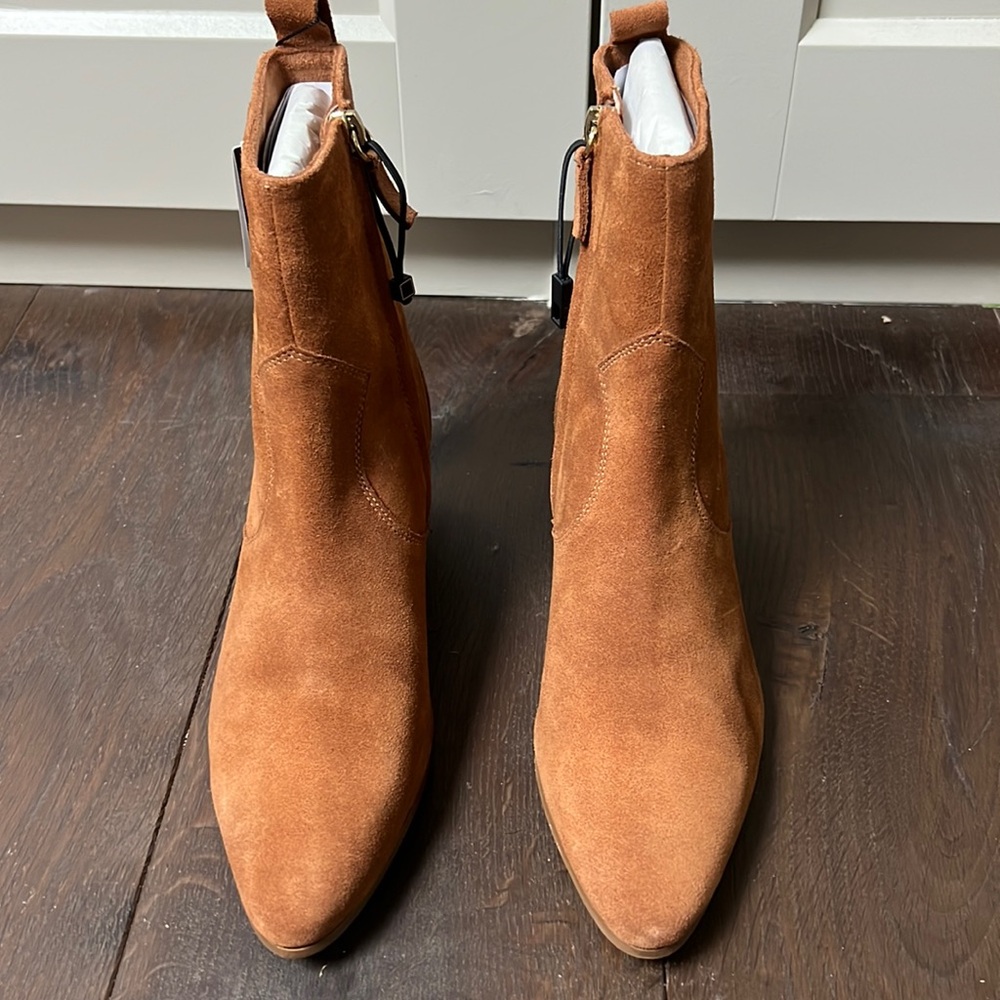 Gorgeous Zara boots, brand new with tags